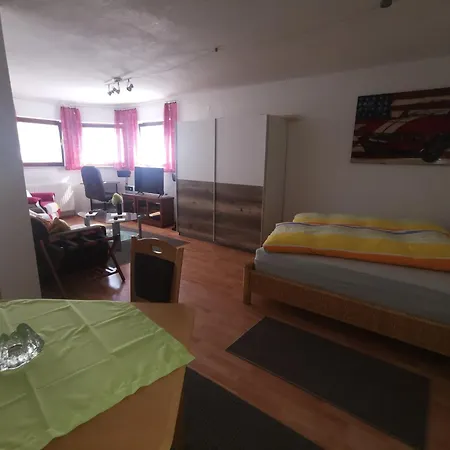 Einliegerwohnung Am Stadtrand Von - Buchbar Ab 4 Tagen - Daire *