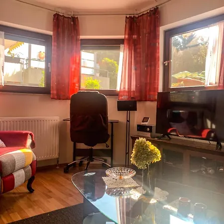 Daire Einliegerwohnung Am Stadtrand Von - Buchbar Ab 4 Tagen - *