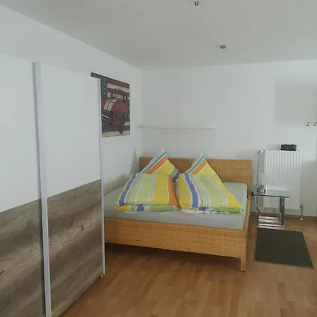 Daire Einliegerwohnung Am Stadtrand Von - Buchbar Ab 4 Tagen - *