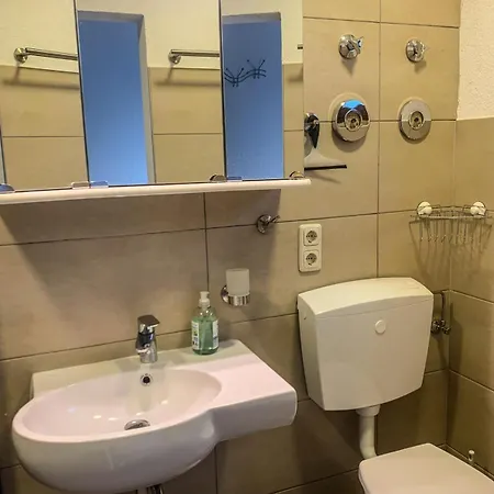 Einliegerwohnung Am Stadtrand Von - Buchbar Ab 4 Tagen - דירה נורטינגן